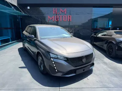 Peugeot 308 SW 2022 - 130000km