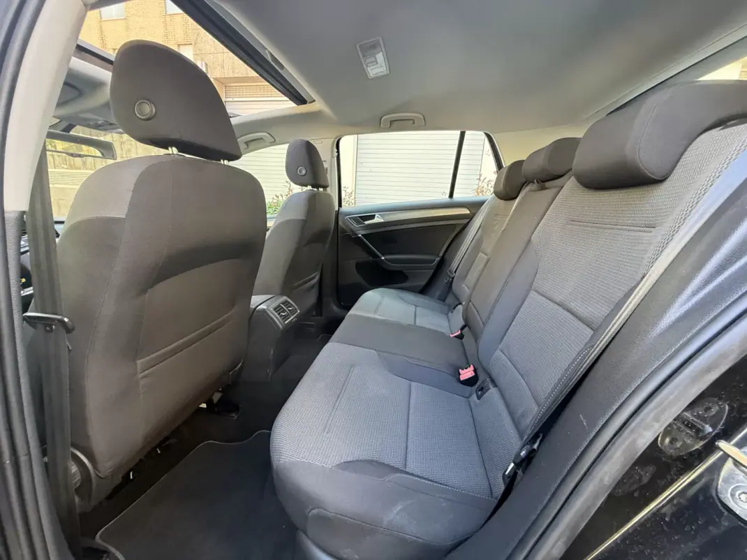 Volkswagen Golf 2013 - 10950 EUR, 163000 km - 163000km - foto 11 de 14