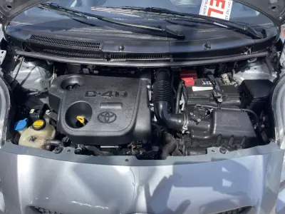 Toyota Yaris 2009 - 9950 EUR, 160224 km - 160224km - foto 12 de 12