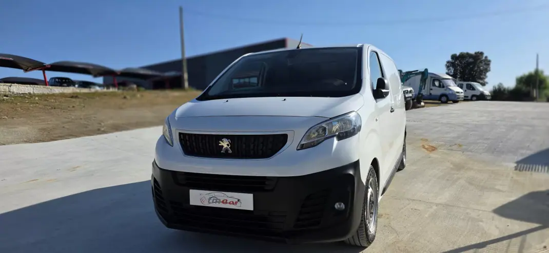 Peugeot 2019 - 16900 EUR, 130000 km - AUTO.MOTO.pt - 130000km - foto 1 de 11