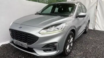 Ford Kuga 2022 - 15400 EUR, 78900 km - AUTO.MOTO.pt - 78900km - foto 2 de 12