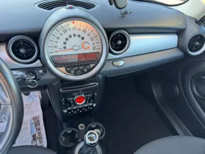 MINI Cooper 2011 - 7450 EUR, 198000 km - 198000km - foto 10 de 10