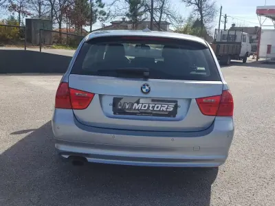 BMW 318 2011 - 10750 EUR, 300000 km - AUTO.MOTO.pt - 300000km - foto 8 de 42
