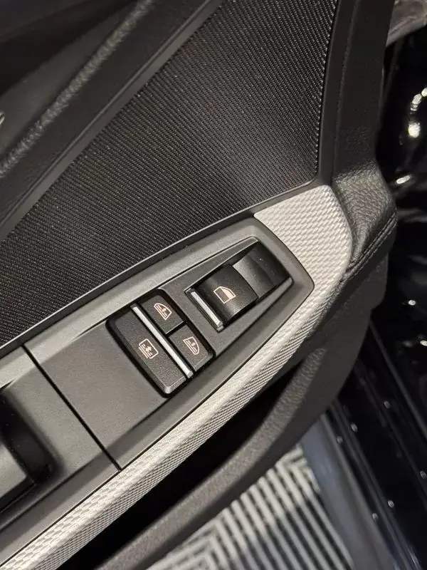 BMW 640 Gran Coupé 2019 - 45900 EUR, 117759 km - AUTO.MOTO.pt - 117759km - foto 27 de 48
