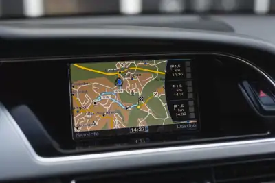 Audi A5 2012 - 18900 EUR, 209124 km - AUTO.MOTO.pt - 209124km - foto 16 de 30