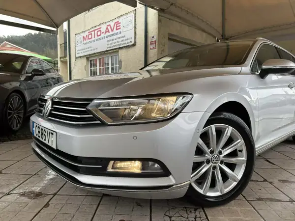 Volkswagen Passat Variant 2015 - 13950 EUR, 242286 km - AUTO.MOTO.pt - 242286km - foto 2 de 36