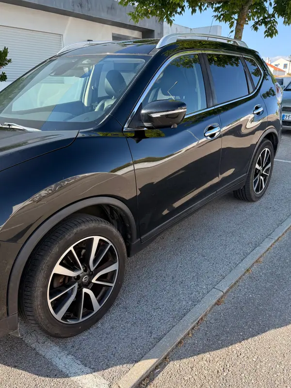 Nissan X-Trail 2017 - 16490 EUR, 169000 km - AUTO.MOTO.pt - 169000km - foto 4 de 11