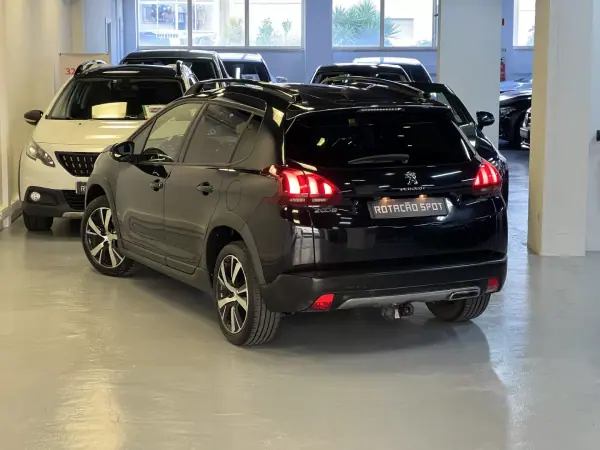 Peugeot 2008 2017 - 9990 EUR, 110000 km - AUTO.MOTO.pt - 110000km - foto 15 de 47