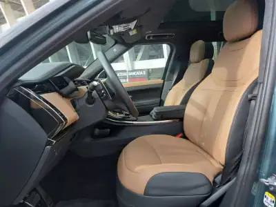Land Rover Range Rover Sport 2023 - 129990 EUR, 20427 km - AUTO.MOTO.pt - 20427km - foto 14 de 33