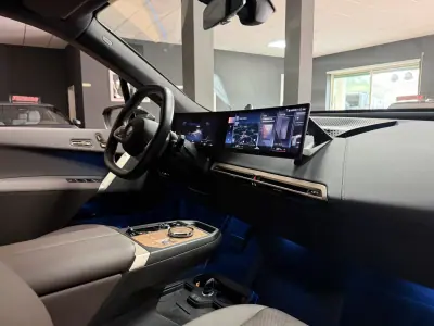 BMW iX 2022 - 60000 EUR, 108747 km - AUTO.MOTO.pt - 108747km - foto 9 de 23