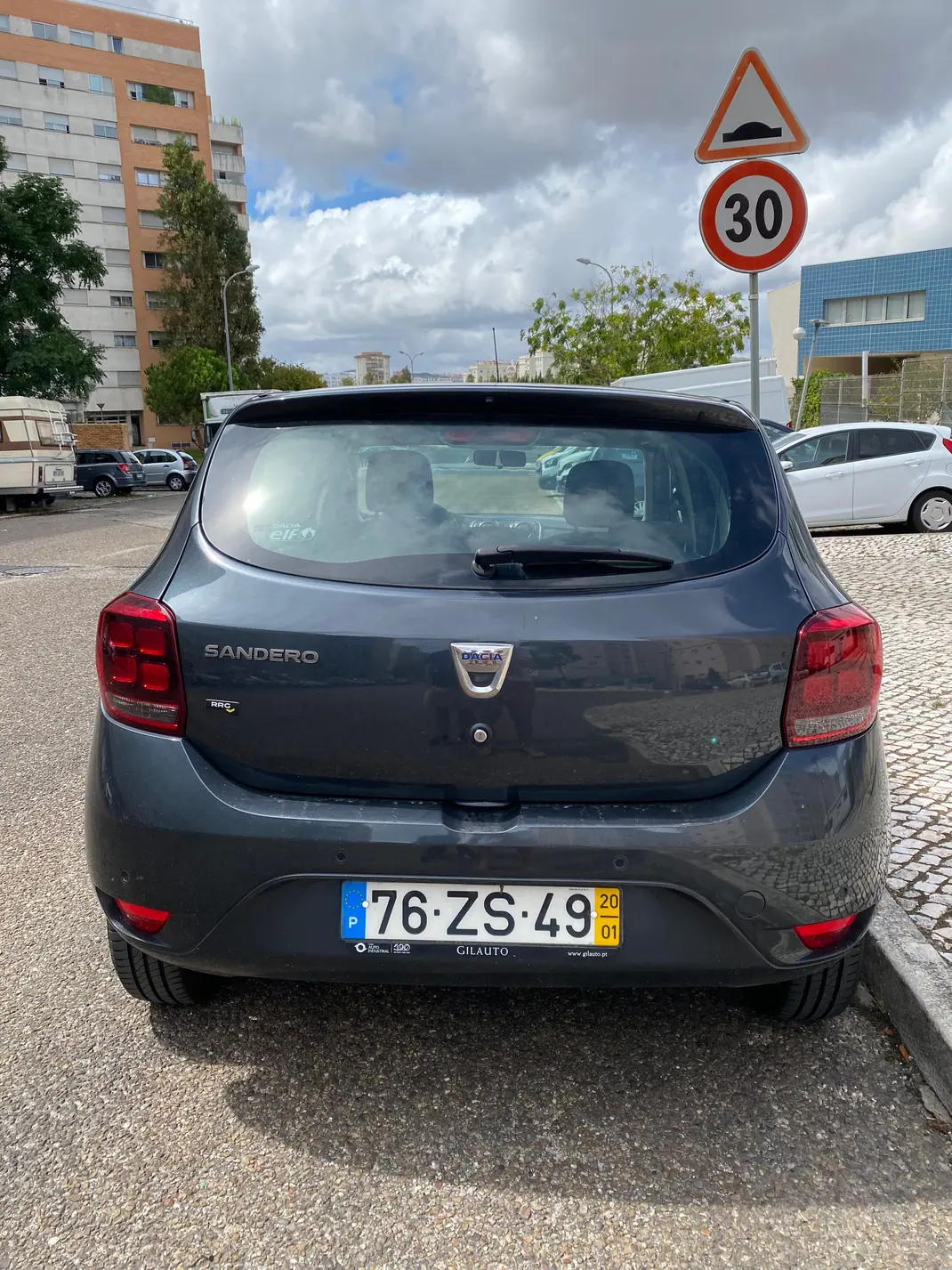 Dacia Sandero 2020 - 8500 EUR, 86000 km - 86000km - foto 2 de 10