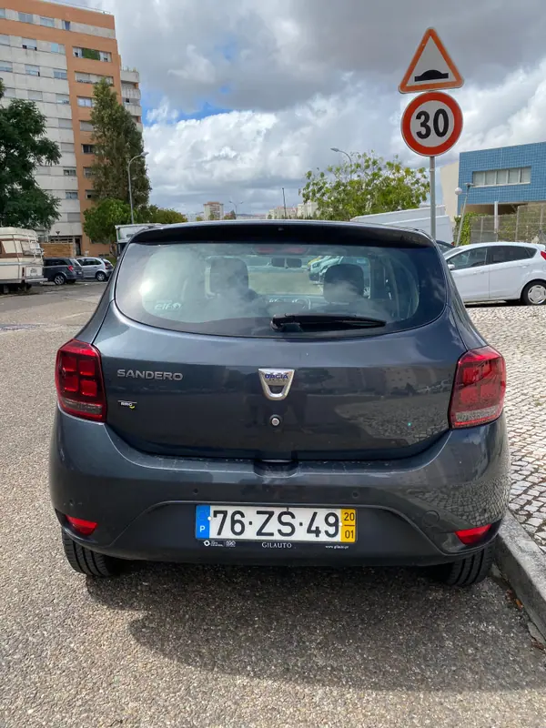 Dacia Sandero 2020 - 8500 EUR, 86000 km - 86000km - foto 2 de 10
