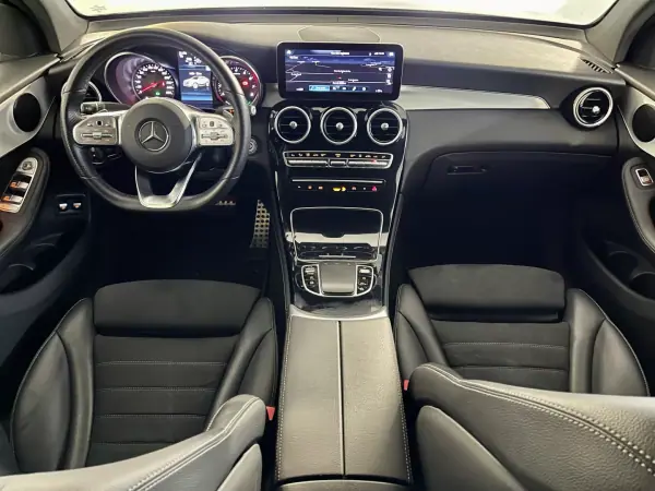 Mercedes-Benz GLC 300 2020 - 45500 EUR, 97000 km - AUTO.MOTO.pt - 97000km - foto 15 de 32