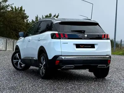 Peugeot 3008 2018 - 17900 EUR, 78000 km - AUTO.MOTO.pt - 78000km - foto 3 de 15