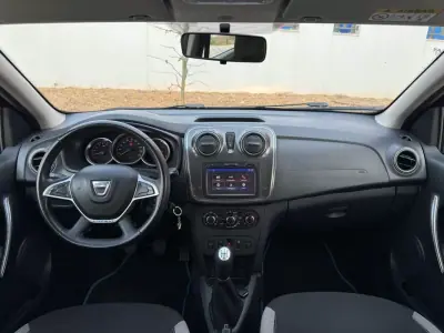 Dacia Sandero 2017 - 9950 EUR, 85154 km - AUTO.MOTO.pt - 85154km - foto 17 de 26