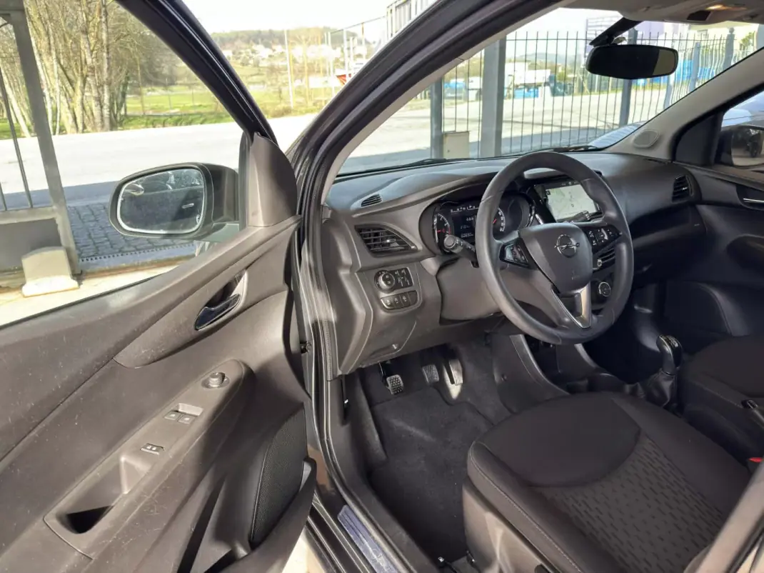 Opel Karl 2019 - 10950 EUR, 60330 km - AUTO.MOTO.pt - 60330km - foto 17 de 25