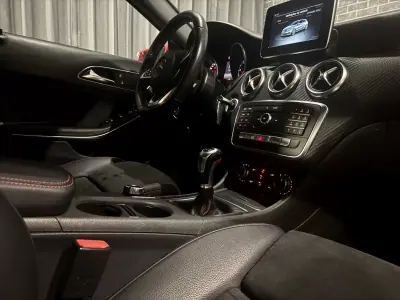 Mercedes-Benz A 180 2016 - 16900 EUR, 180000 km - AUTO.MOTO.pt - 180000km - foto 11 de 15