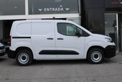 Opel 2022 - 12900 EUR, 154509 km - AUTO.MOTO.pt - 154509km - foto 21 de 24