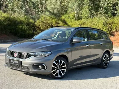 Fiat Tipo Station Wagon 2018 - 12900 EUR, 94406 km - AUTO.MOTO.pt - 94406km - foto 2 de 17