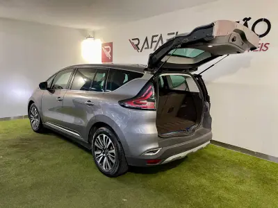 Renault Espace 2019 - 22500 EUR, 179000 km - AUTO.MOTO.pt - 179000km - foto 37 de 41