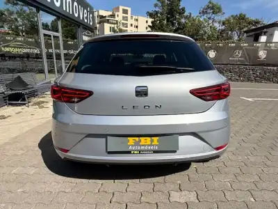 SEAT Leon 2020 - 16900 EUR, 86900 km - AUTO.MOTO.pt - 86900km - foto 8 de 12