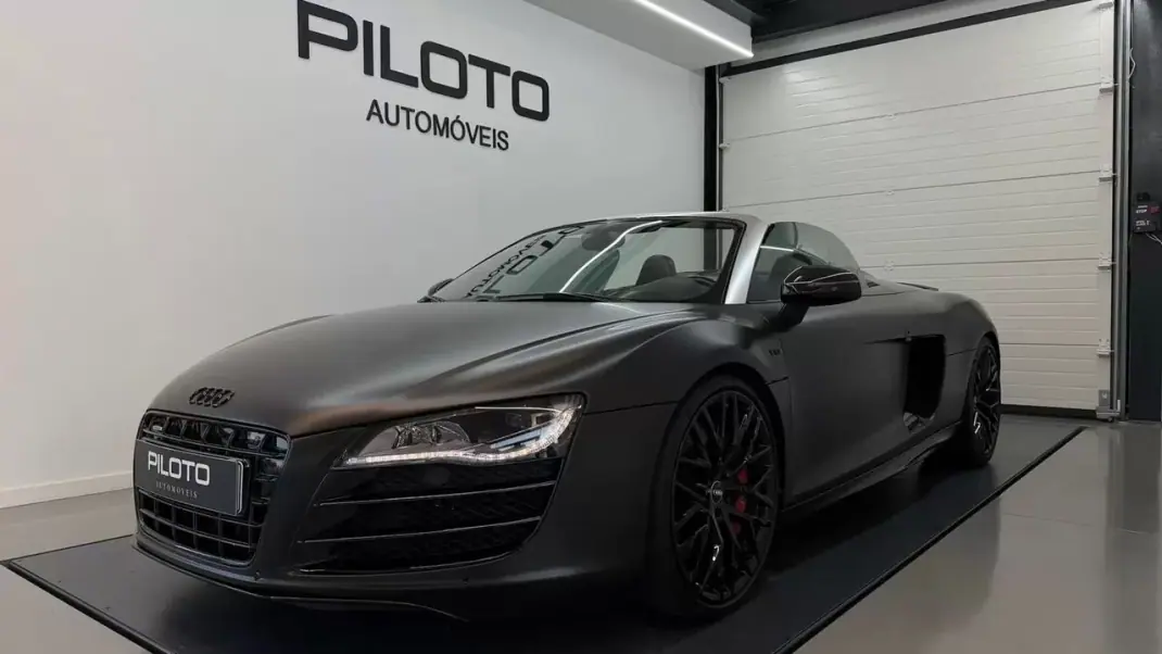 Audi R8 Spyder 2012 - 119990 EUR, 88858 km - AUTO.MOTO.pt - 88858km - foto 1 de 24