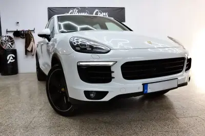 Porsche Cayenne 2015 - 41900 EUR, 140000 km - 140000km - foto 2 de 32