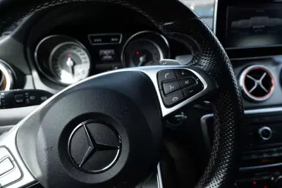 Mercedes-Benz CLA 220 2016 - 22999 EUR, 229658 km - AUTO.MOTO.pt - 229658km - foto 22 de 27