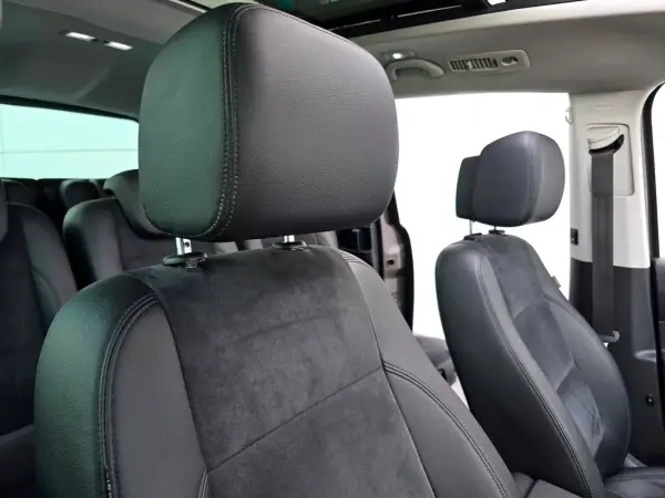 Volkswagen Sharan 2019 - 29700 EUR, 115600 km - AUTO.MOTO.pt - 115600km - foto 30 de 52