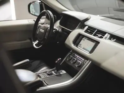 Land Rover Range Rover Sport 2015 - 34990 EUR, 206000 km - AUTO.MOTO.pt - 206000km - foto 17 de 24