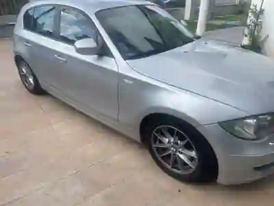 BMW 120 2010 - 10500 EUR, 256000 km - AUTO.MOTO.pt - 256000km - foto 6 de 12