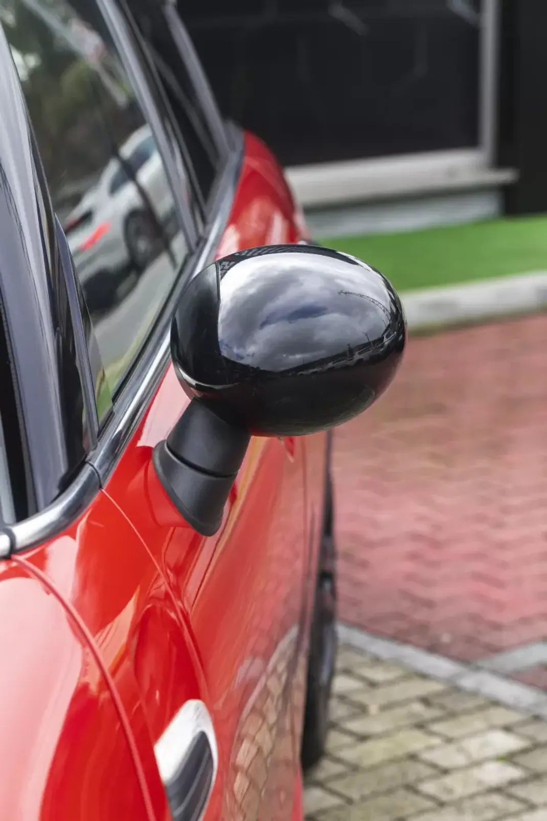 MINI Cooper 2015 - 14500 EUR, 211994 km - AUTO.MOTO.pt - 211994km - foto 12 de 31