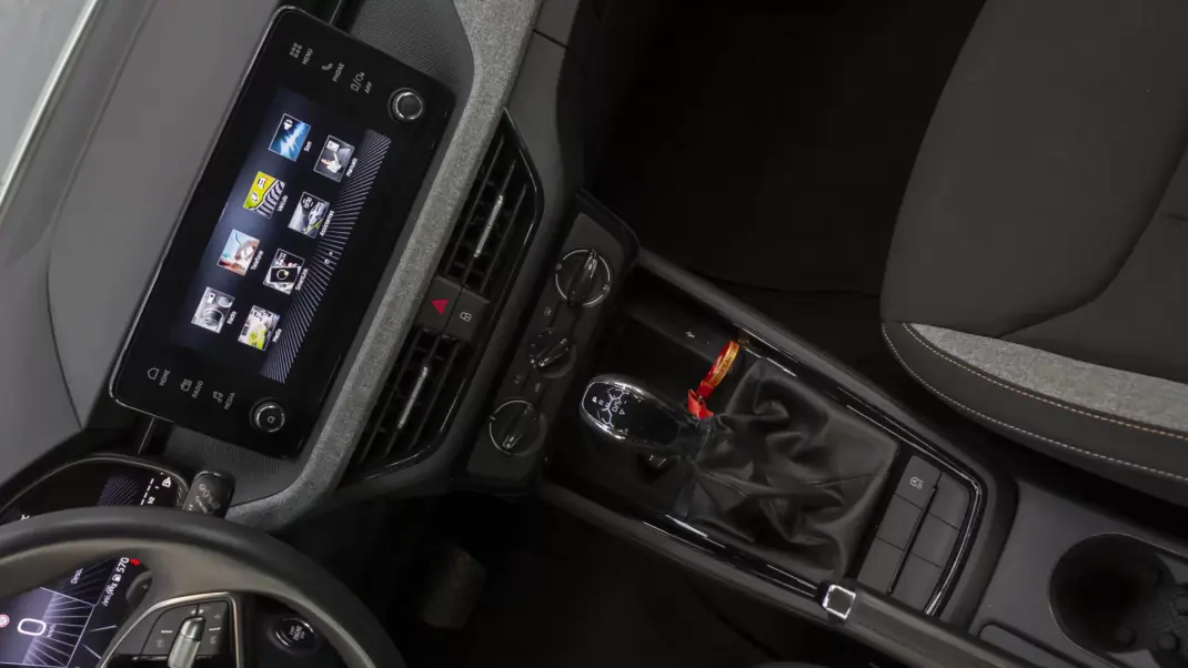 Skoda Kamiq 2024 - 18850 EUR, 54000 km - AUTO.MOTO.pt - 54000km - foto 26 de 33