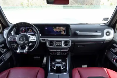 Mercedes-Benz G 63 AMG 2020 - 300000 EUR, 12467 km - AUTO.MOTO.pt - 12467km - foto 7 de 20