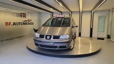 SEAT Alhambra 2005 - 7500 EUR, 299890 km - AUTO.MOTO.pt - 299890km - foto 12 de 57