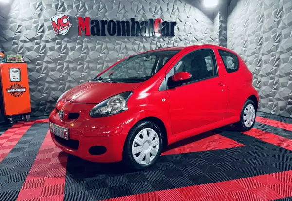 Toyota Aygo 2009 - 4990 EUR, 101120 km - AUTO.MOTO.pt - 101120km - foto 5 de 21