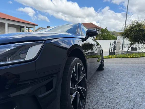 Audi A4 Avant 2020 - 20250 EUR, 160000 km - AUTO.MOTO.pt - 160000km - foto 5 de 16