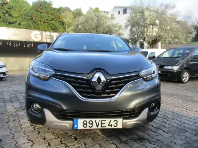 Renault Kadjar 2018 - 14990 EUR, 105000 km - 105000km - foto 4 de 29