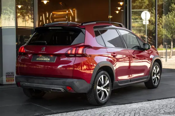 Peugeot 2008 2016 - 11790 EUR, 71065 km - AUTO.MOTO.pt - 71065km - foto 4 de 39