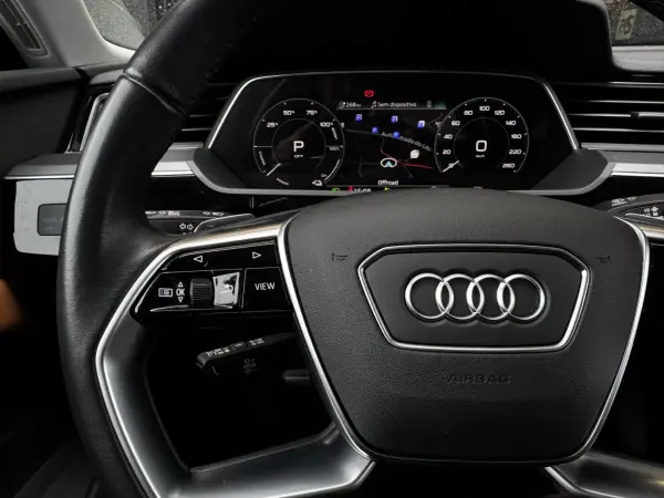 Audi Q8 e-Tron Sportback 2024 - 54990 EUR, 24200 km - AUTO.MOTO.pt - 24200km - foto 23 de 34