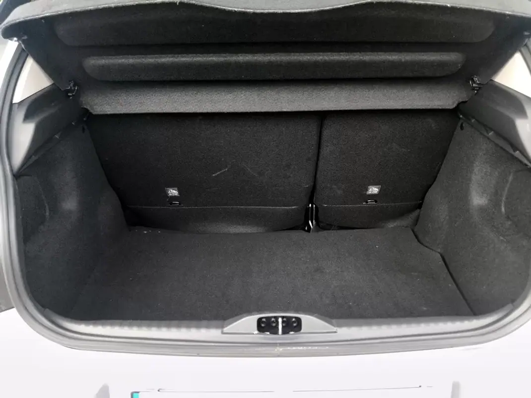 Citroën C3 2023 - 14490 EUR, 48642 km - 48642km - foto 5 de 33