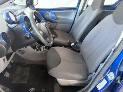 Toyota Aygo 2008 - 4750 EUR, 150655 km - AUTO.MOTO.pt - 150655km - foto 6 de 10
