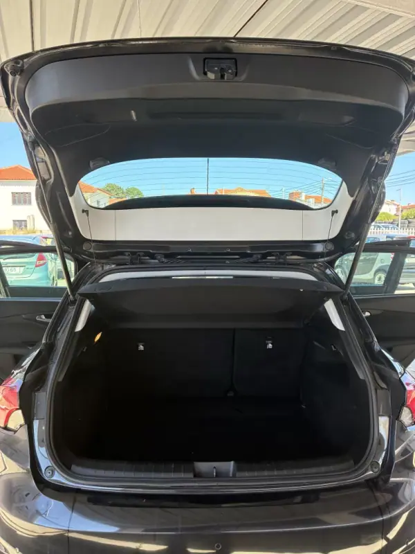 Fiat Tipo 2019 - 8999 EUR, 197000 km - AUTO.MOTO.pt - 197000km - foto 18 de 23