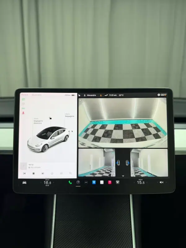 Tesla Model 3 2020 - 24500 EUR, 134000 km - AUTO.MOTO.pt - 134000km - foto 13 de 21