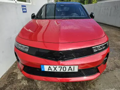 Opel Astra 2023 - 31750 EUR, 15600 km - AUTO.MOTO.pt - 15600km - foto 3 de 9