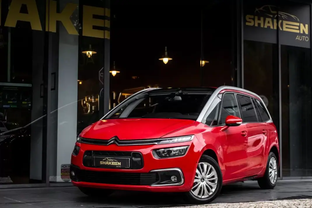 Citroën Grand C4 Spacetourer 2019 - 10900 EUR, 259898 km - AUTO.MOTO.pt - 259898km - foto 1 de 30