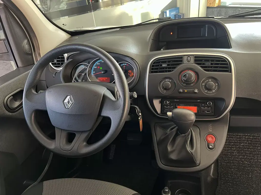 Renault Kangoo Express ZE 33 2019 - 12900 EUR, 23343 km - AUTO.MOTO.pt - 23343km - foto 9 de 18