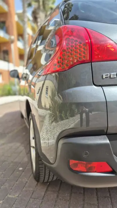 Peugeot 3008 2012 - 9480 EUR, 170000 km - AUTO.MOTO.pt - 170000km - foto 12 de 15