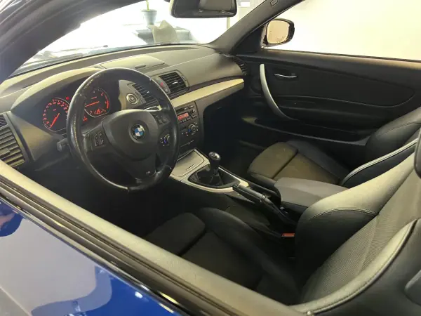 BMW 120 2011 - 12990 EUR, 239000 km - AUTO.MOTO.pt - 239000km - foto 7 de 36