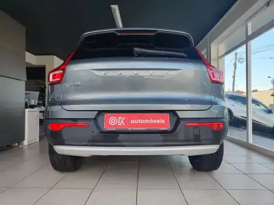 Volvo XC 40 2019 - 23850 EUR, 132000 km - AUTO.MOTO.pt - 132000km - foto 8 de 35